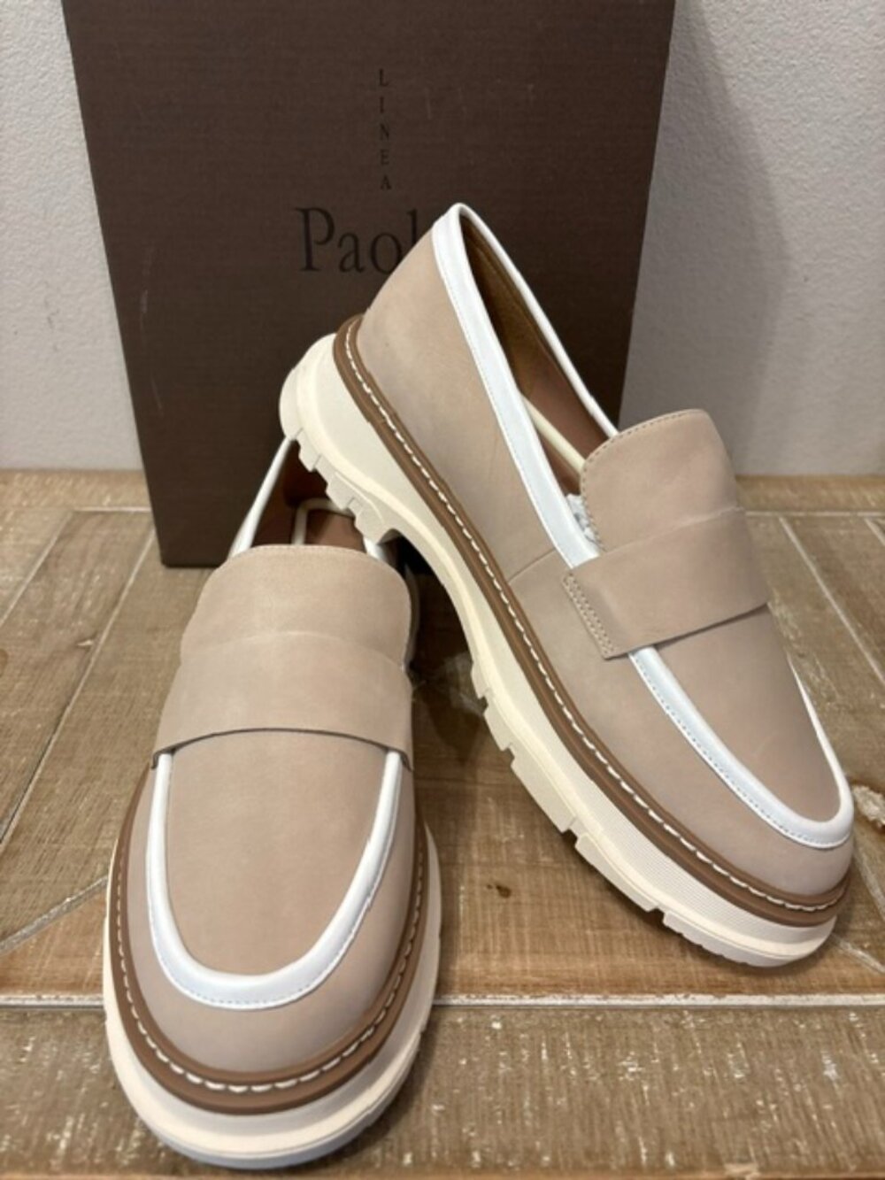 NEW Linea Paolo Minka Light Taupe Nubuck Leather Loafers Sizes 8-9.5
